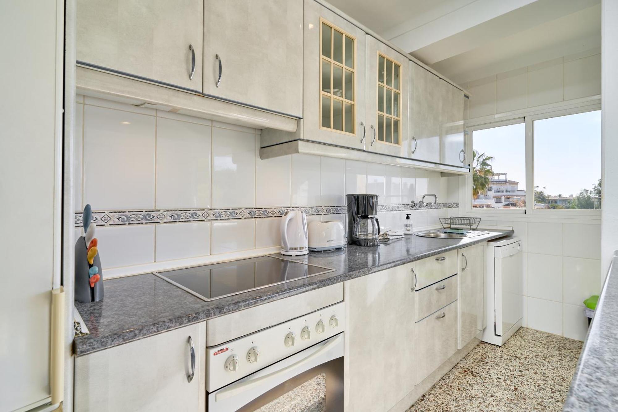Bright And Spacious 2 Bed Apt Nerja Exterior foto