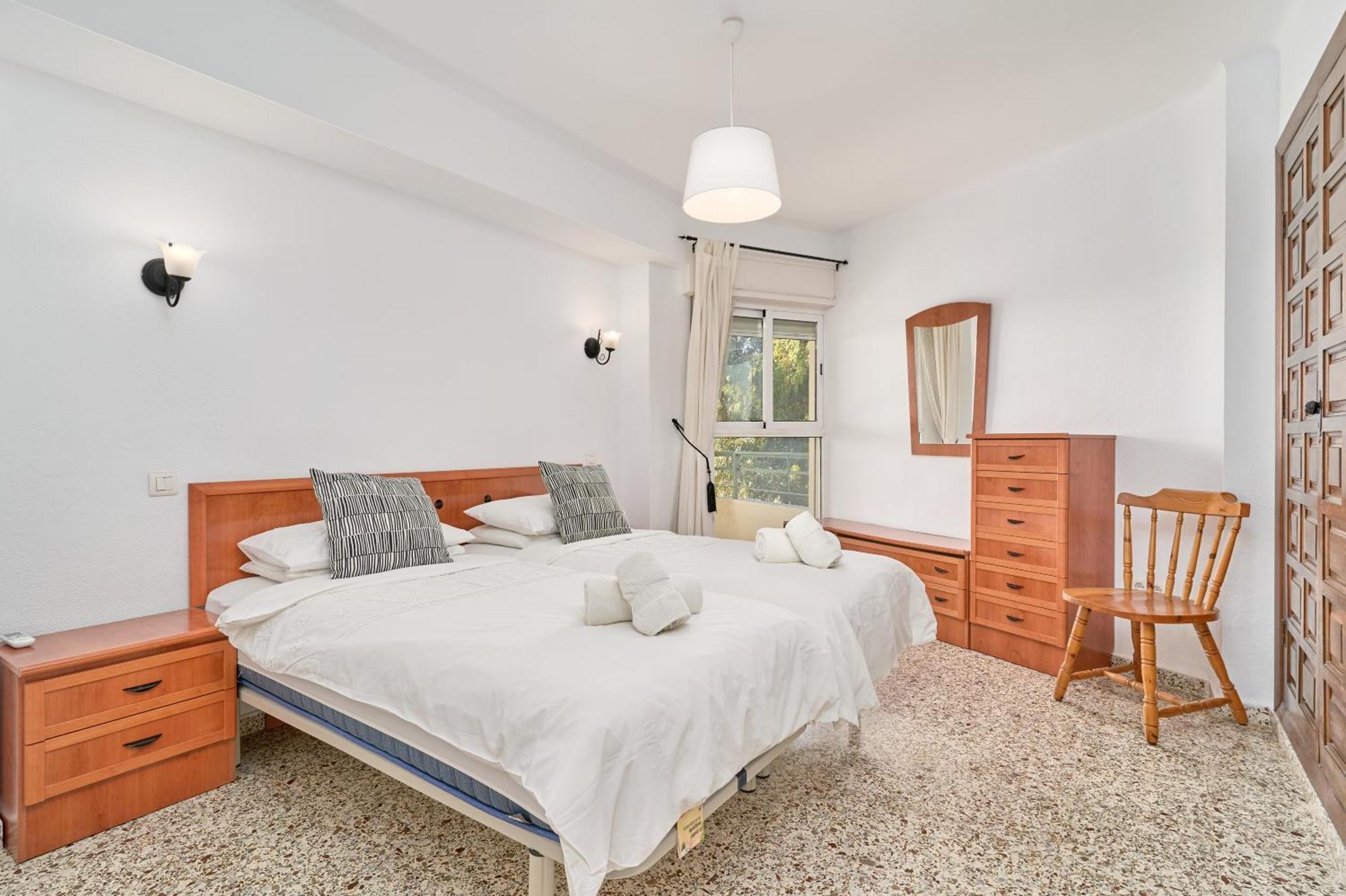 Bright And Spacious 2 Bed Apt Nerja Exterior foto